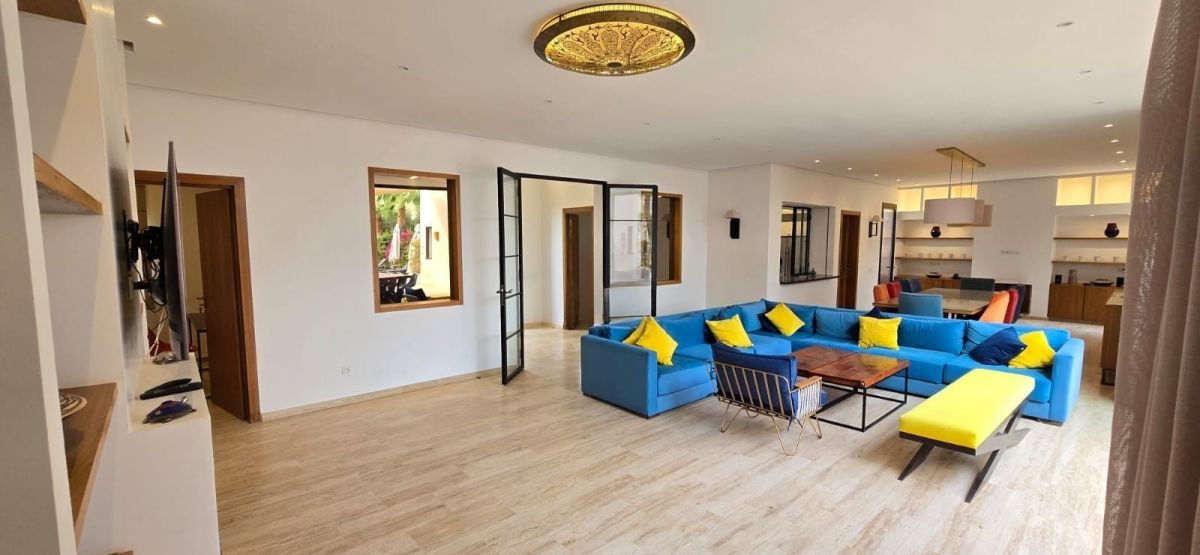 PHOTO-2026-01-09-21-49-39-2