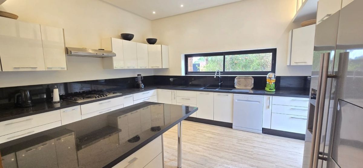 PHOTO-2026-01-09-21-49-39