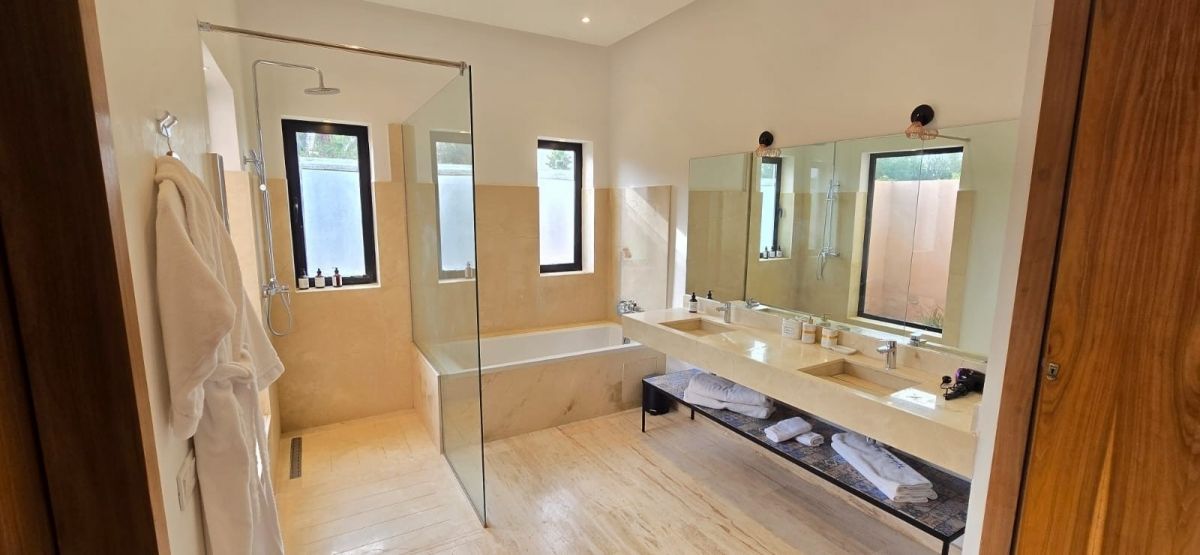 PHOTO-2026-01-09-21-49-41