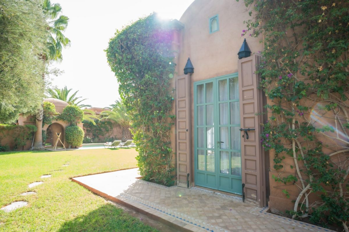 PHOTO-2025-12-05-09-44-01-1