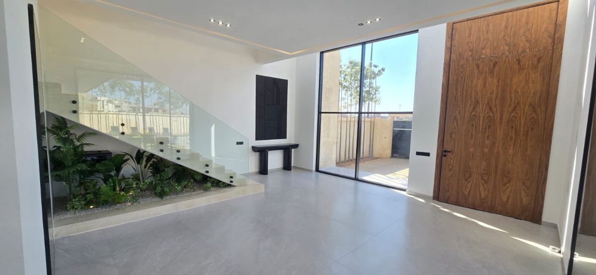 PHOTO-2025-12-11-12-06-46-1