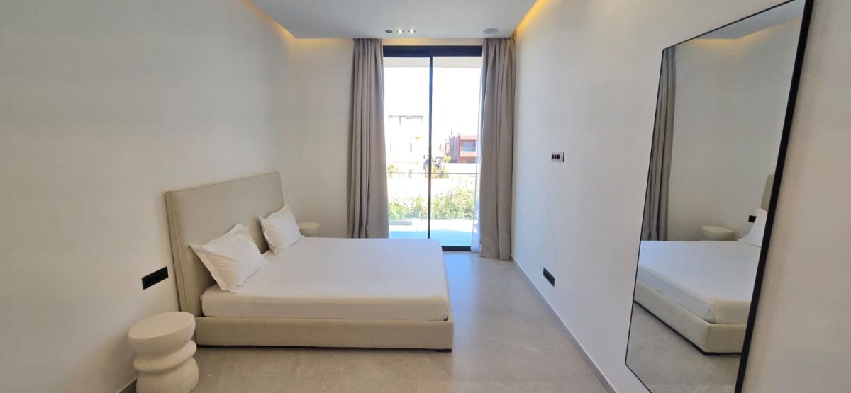 PHOTO-2025-12-11-12-06-47-1