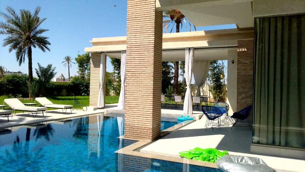 VILLA PISCINE MARRAKECH PROCHE GOLF