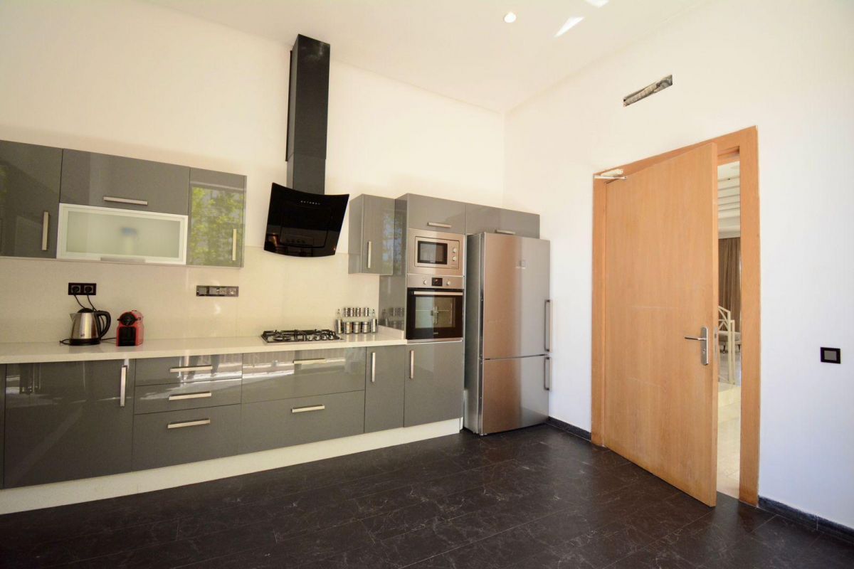 CUISINE VILLA MARRAKECH PROCHE GOLF AMELKIS 