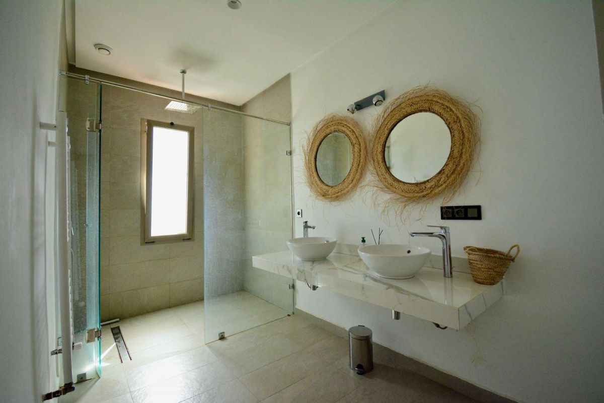 salle de bains villa marrakech proche golf amelkis