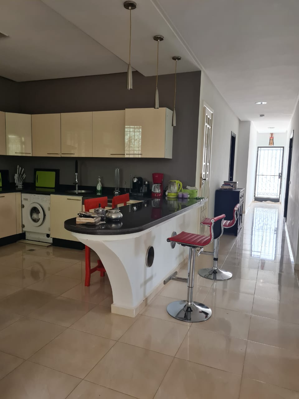 MANGE DEBOUT MARRAKECH ROUTE DE OUARZAZATE