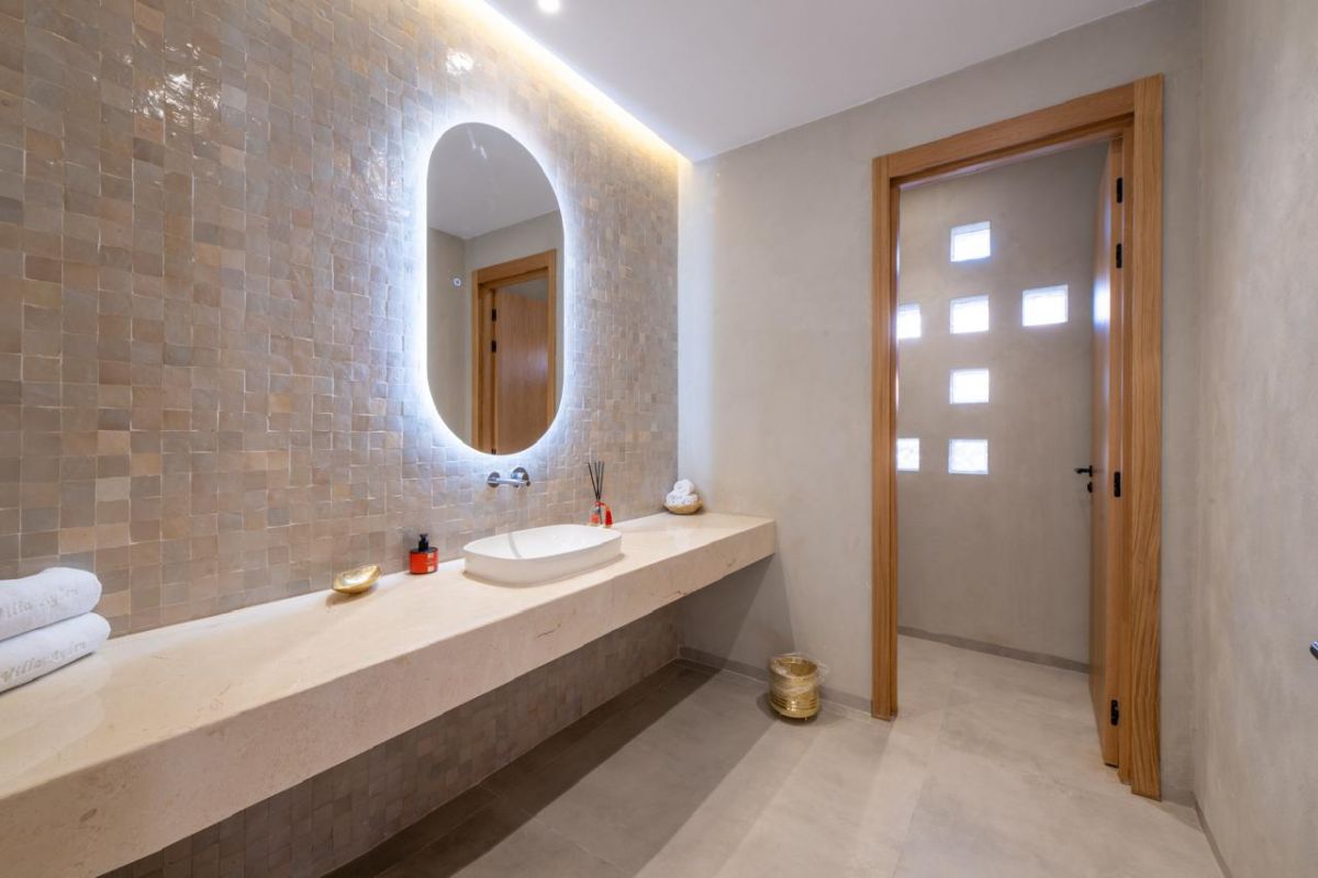 GUEST TOILET VILLA MARRAK