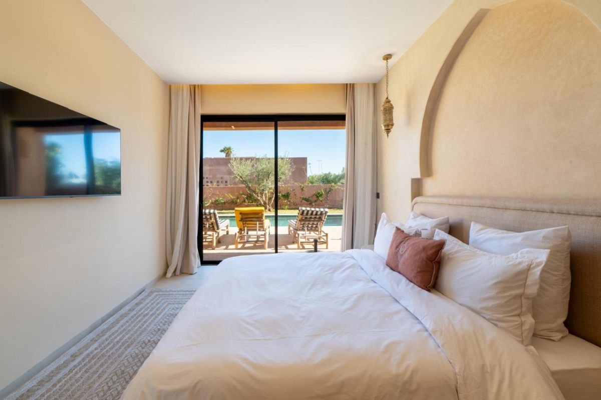CHAMBRE VUE PISCINE MARRAKECH