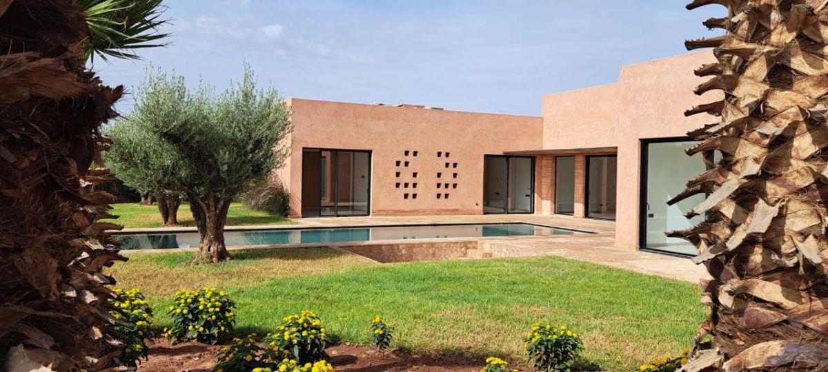 facade villa marrakech route amizmiz